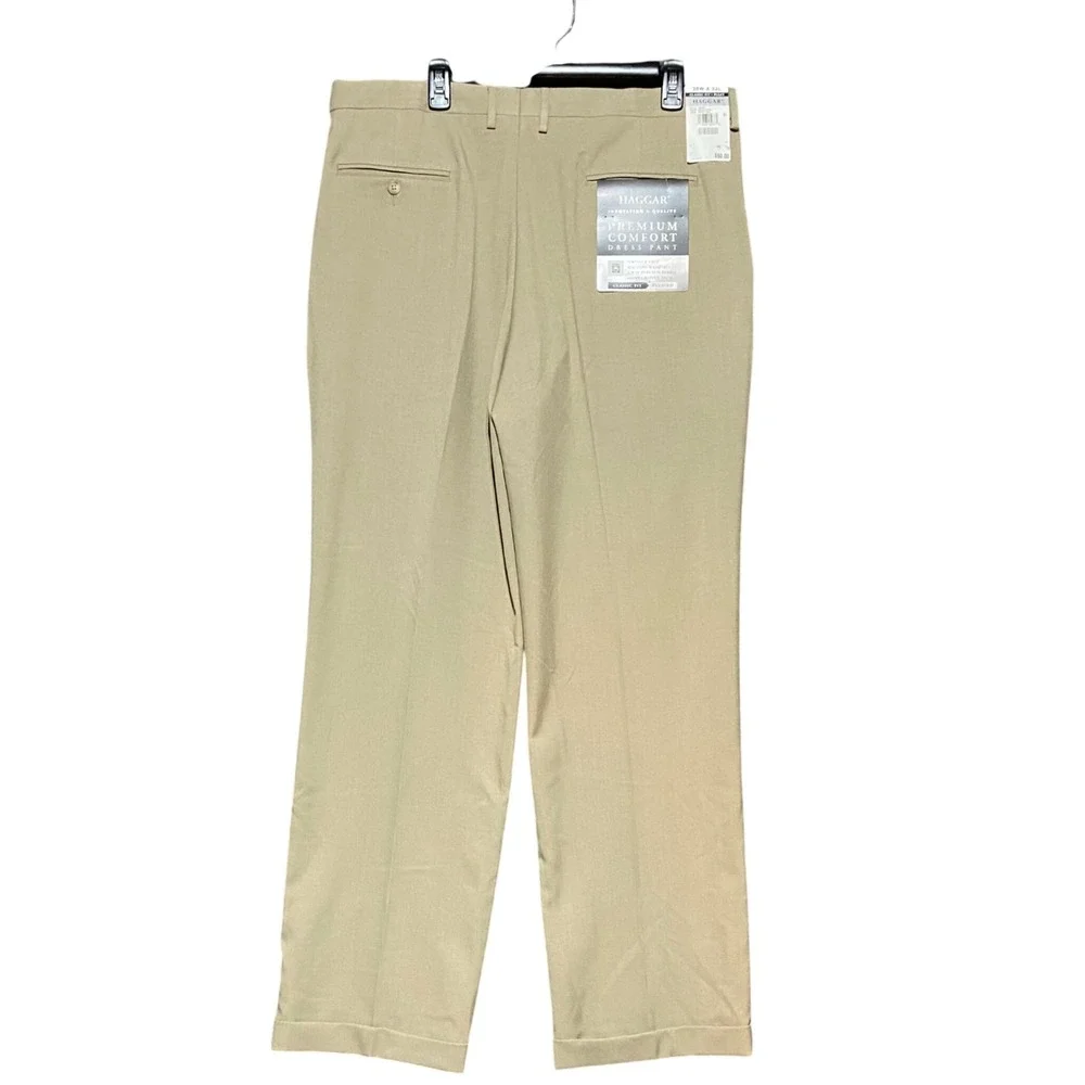 Haggar Mens Premium Comfort Dress Pant Classic Fit Pleated Khaki 38W 32L‎ NWT